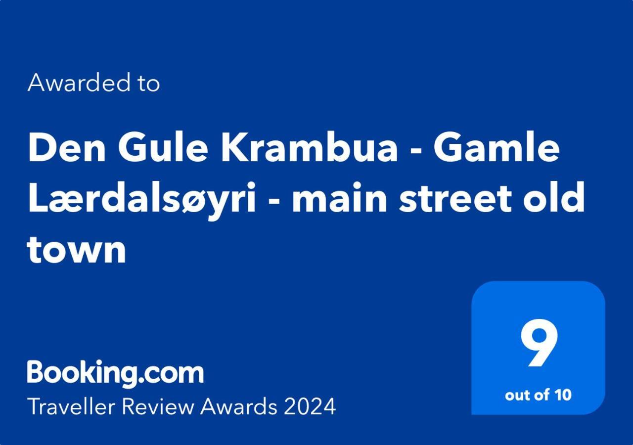 Den Gule Krambua - Gamle Laerdalsoyri - Main Street Old Town Apartment Екстериор снимка